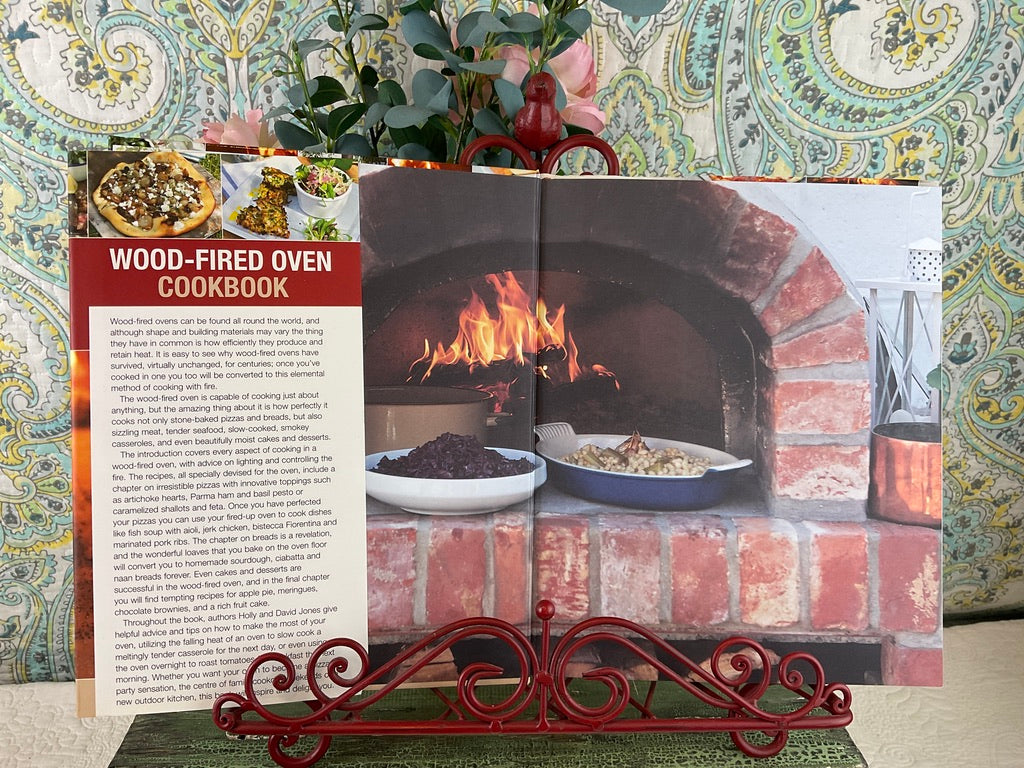 Wood-Fried Oven Cookbook by Holly & David Jones