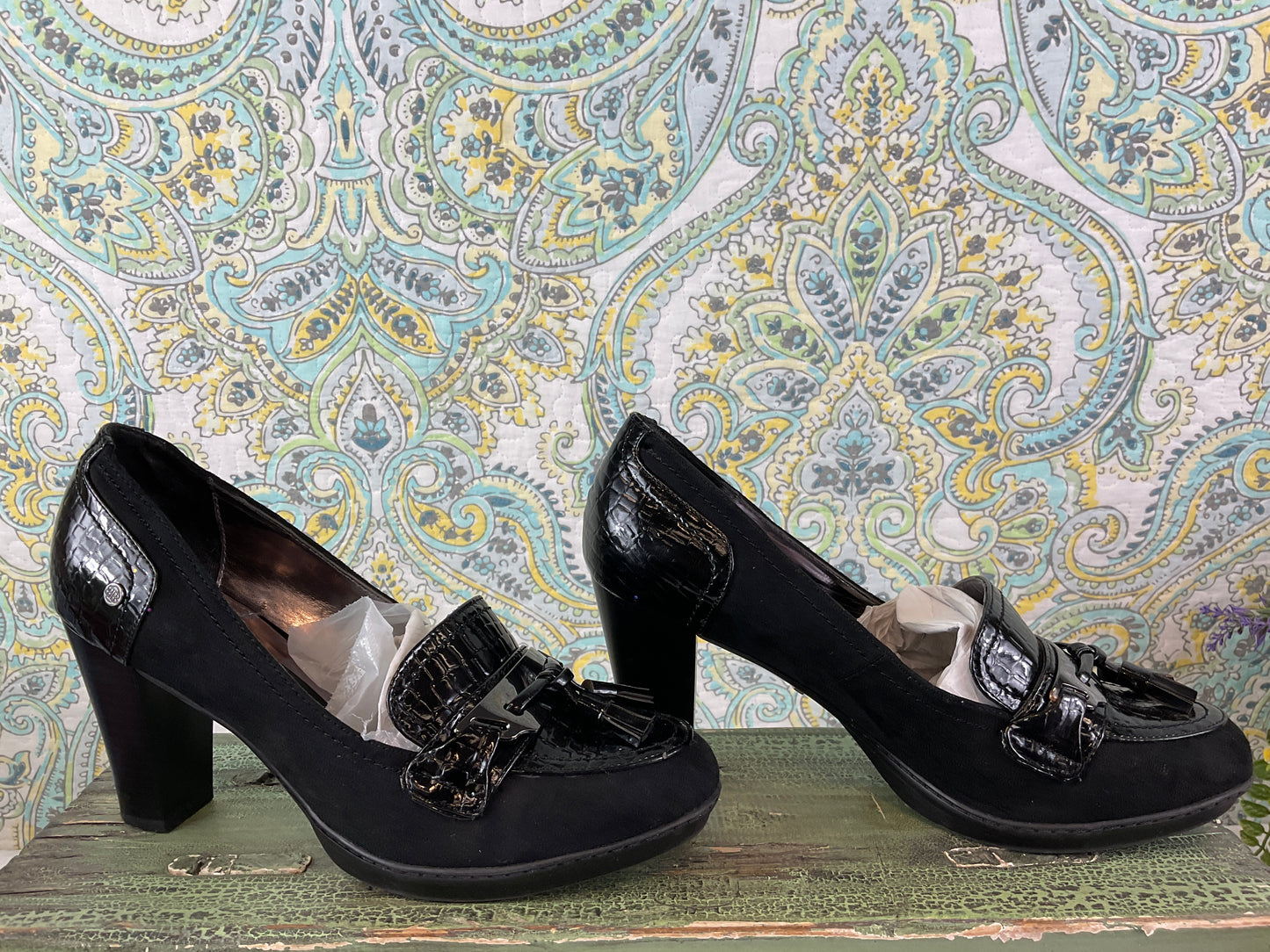 Dana Buchman Suede & Leather Heels, Size 9.5 M