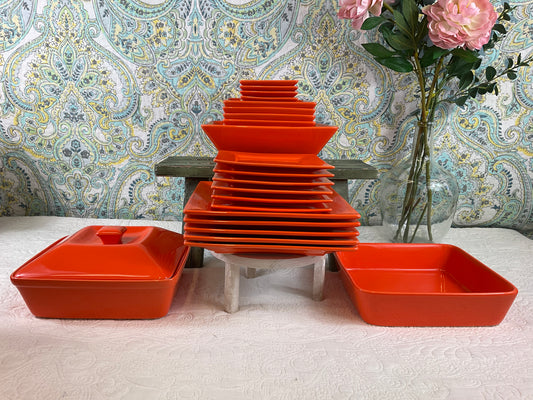 Vintage 10 Strawberry Street Dish Set, 26 pc