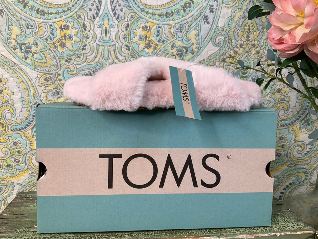 New!  TOMS Susie Pink Faux Fur, WMN 7