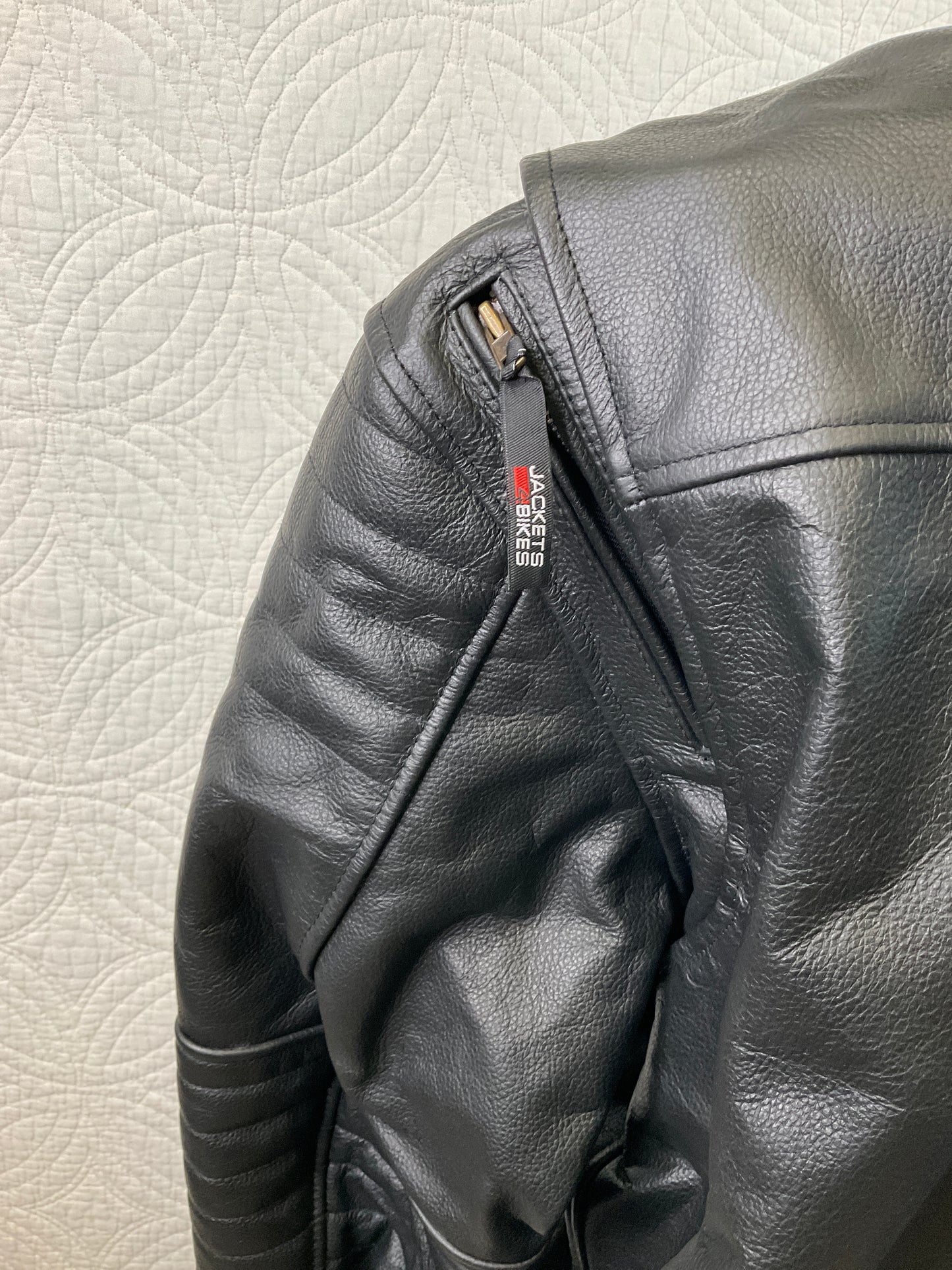 Men's REVOLT Natural Premium Buffalo Leather Motorcycle Jacket, Size XL