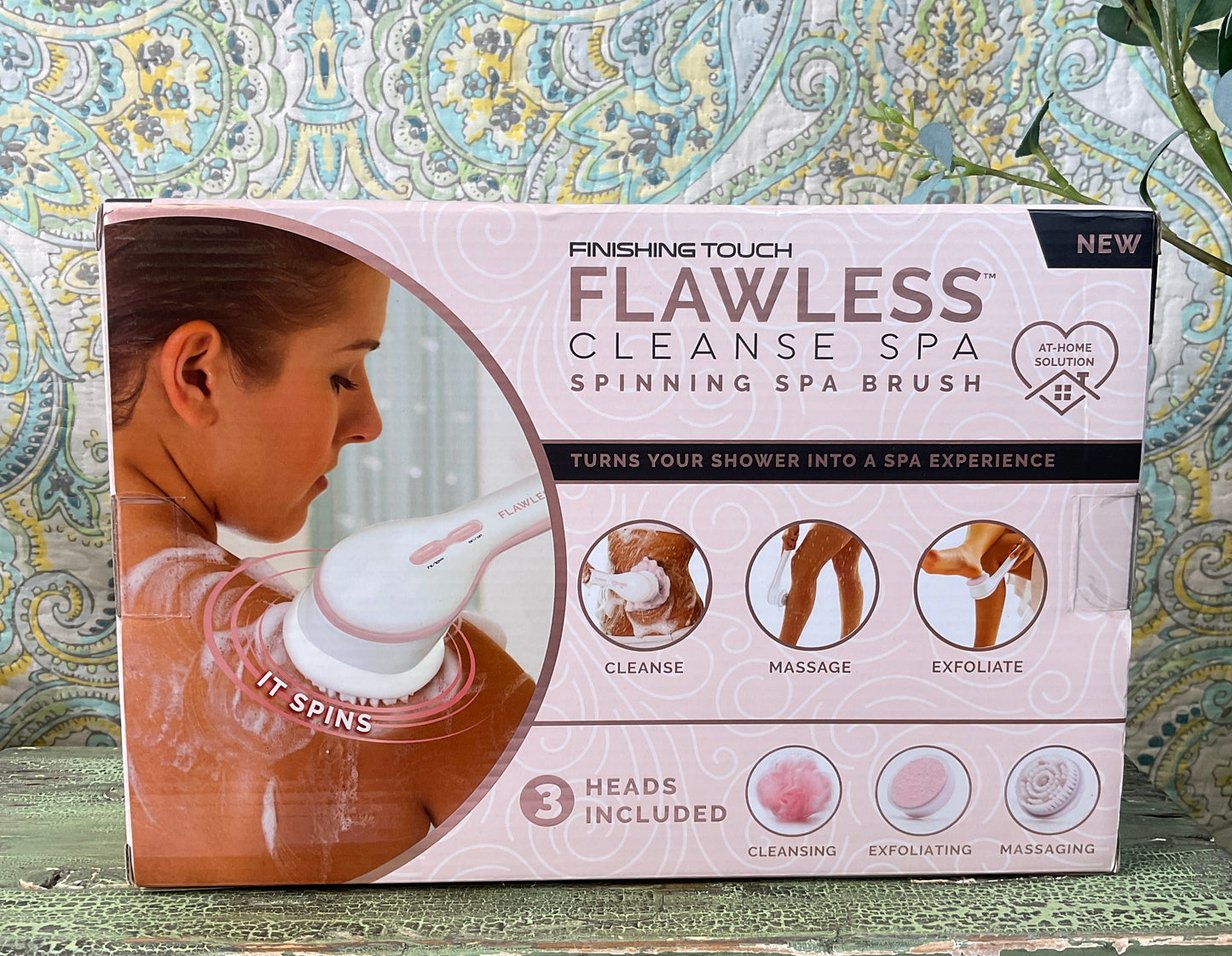 NEW Finishing Touch Flawless Cleanse Spa Spinning Spa Brush
