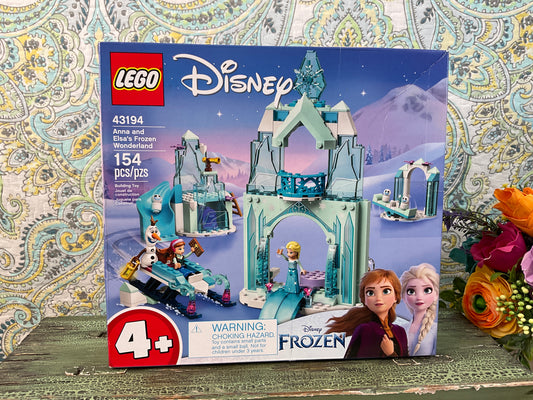 Lego Disney Frozen Anna & Elsa's Frozen Wonderland, 43194
