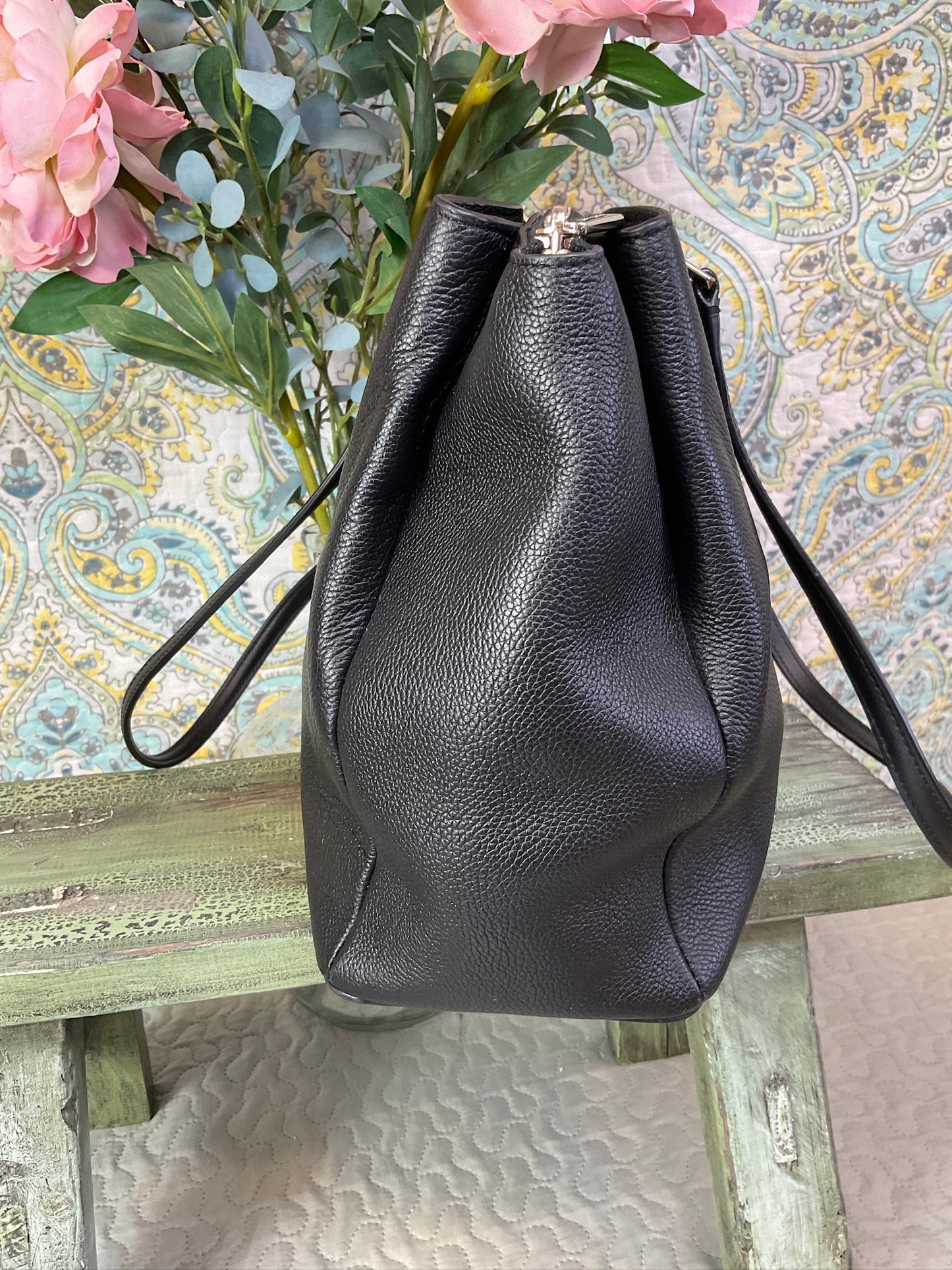 Black Kate Spade Tote W/ Gold Accents