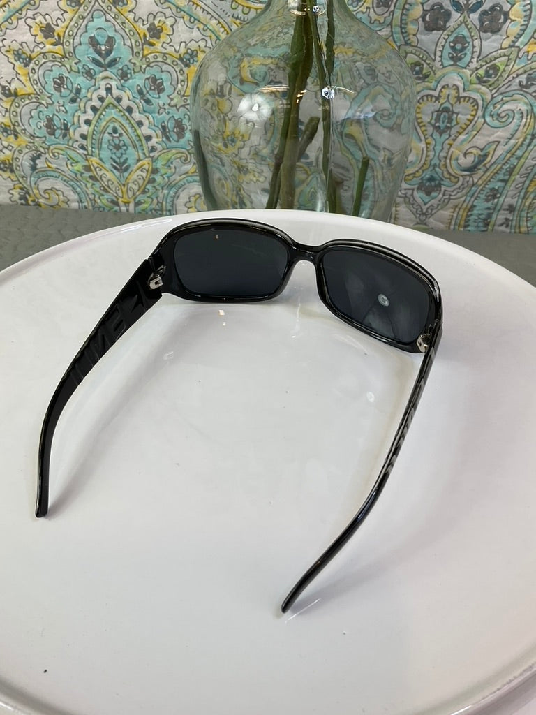 Faux Fendi Sunglasses, Black