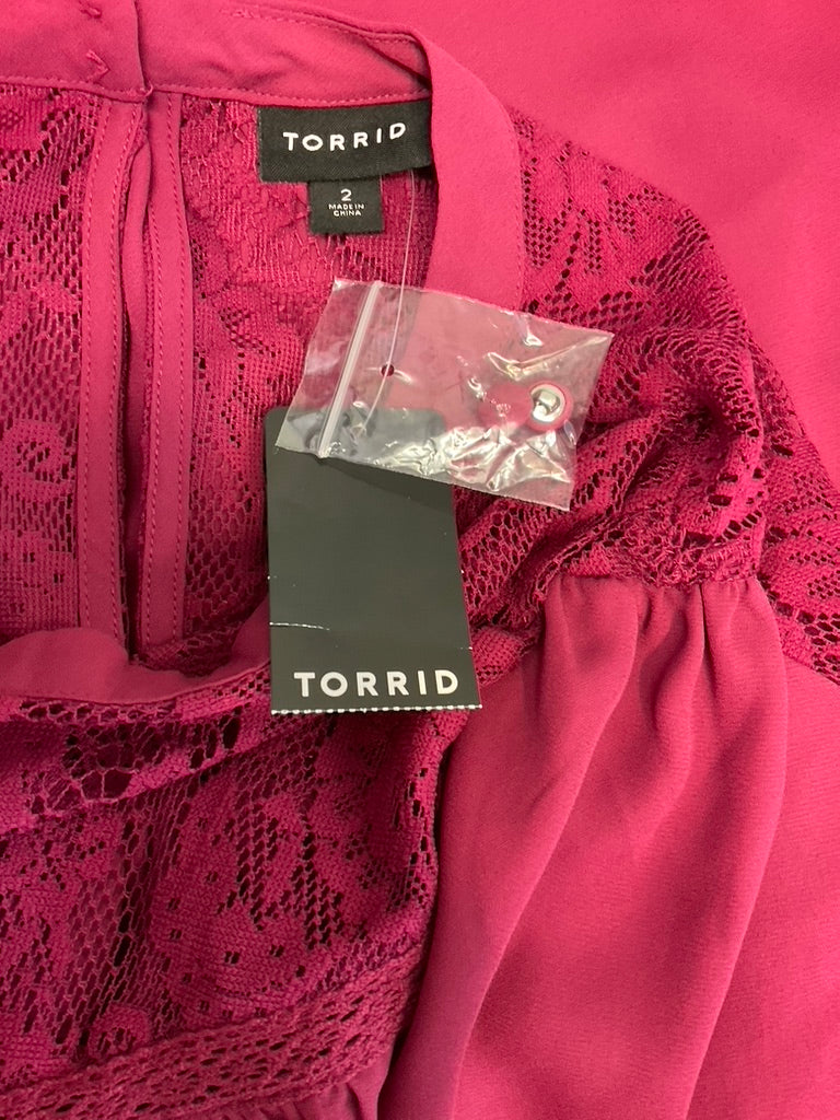 Torrid Georgette with Lace Detail Sleeve Top, Size 2