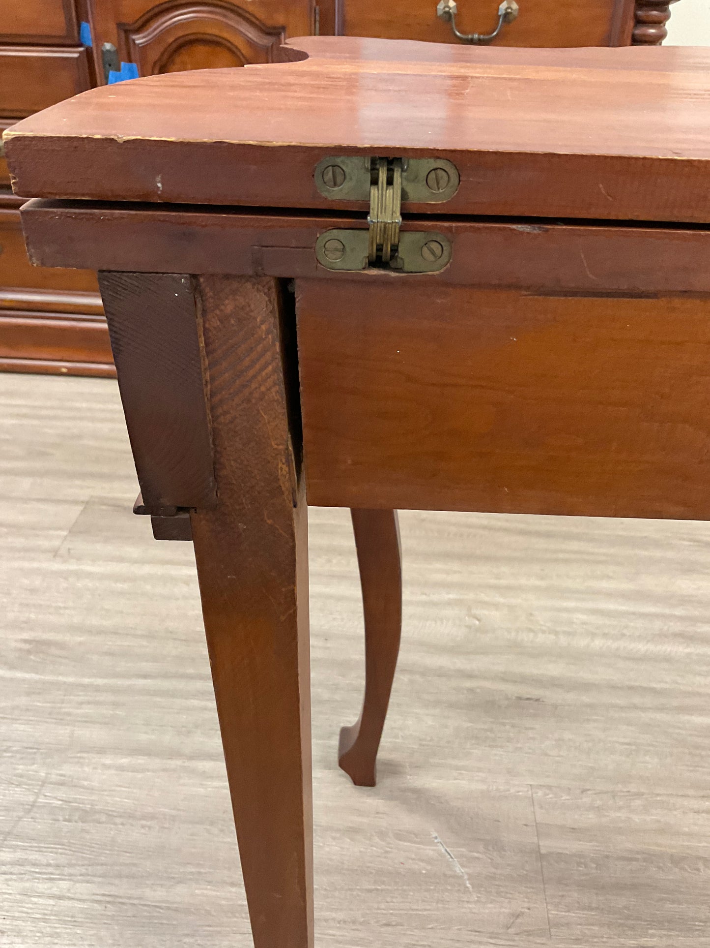 Project Piece - Swing Leg Flip Top Side Table