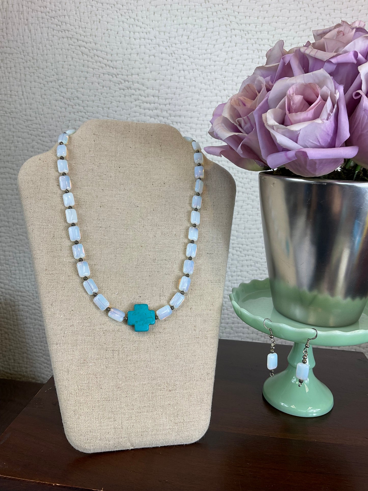 Beaded Necklace with Earrings