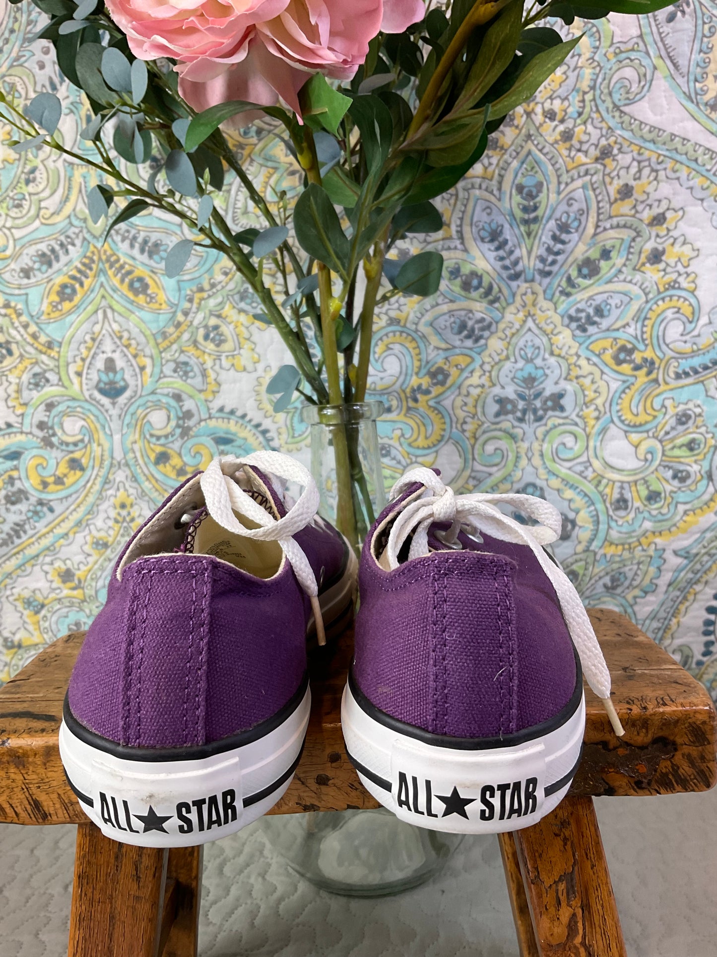 Purple Low Top Converse, M4 / W6
