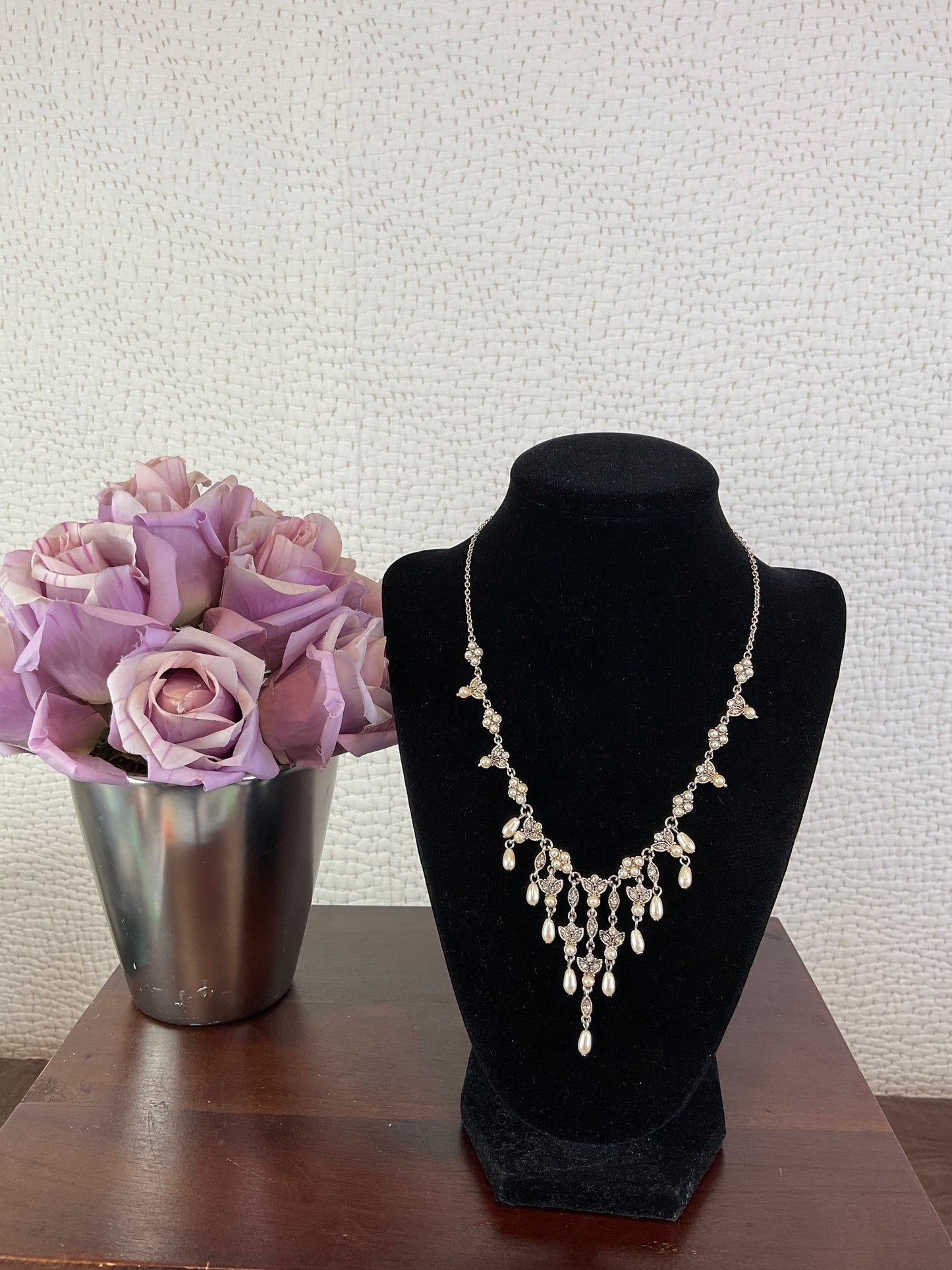 Floral & Pearl Necklace